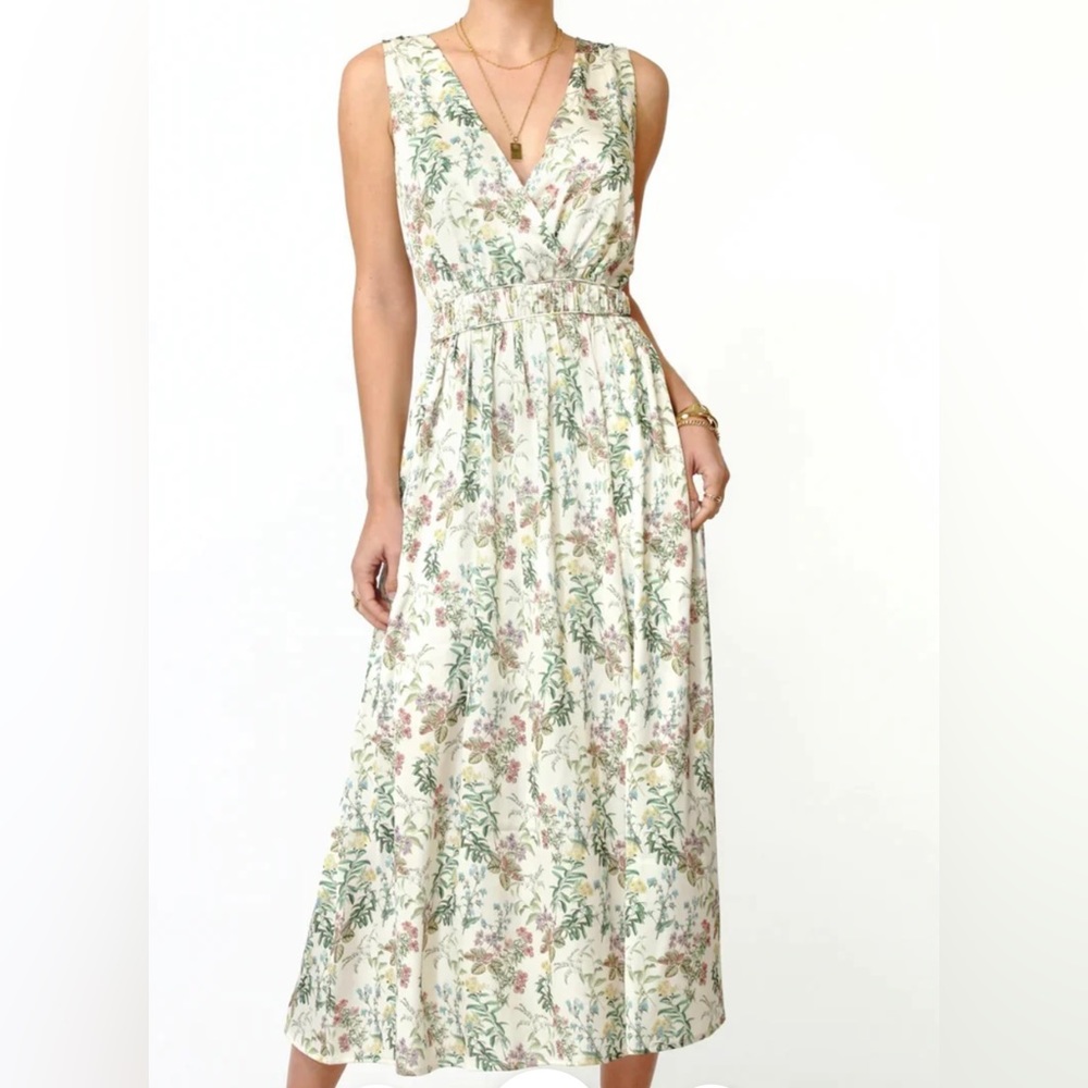 Sleeveless V-Neck Geneva Midi Dress